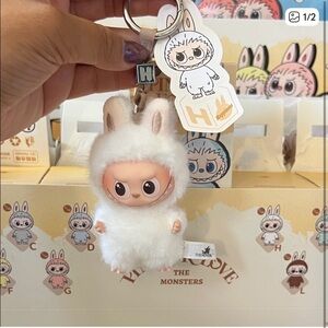 Labubu Pin for Love new & confirmed letter ‘H’